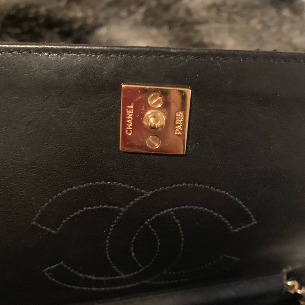 Authentic Vintage Chanel Shoulder Purse - Picture 3 of 7